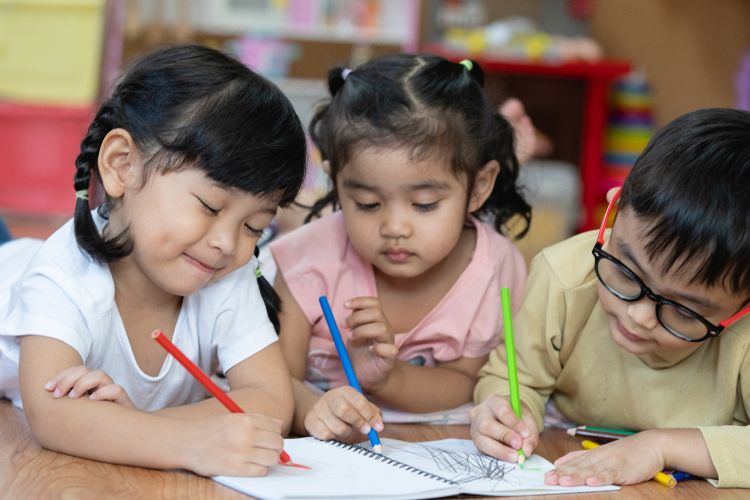 Fondasi yang Kuat untuk Masa Depan: Mengapa Pendidikan Anak Usia Dini Sangat Penting